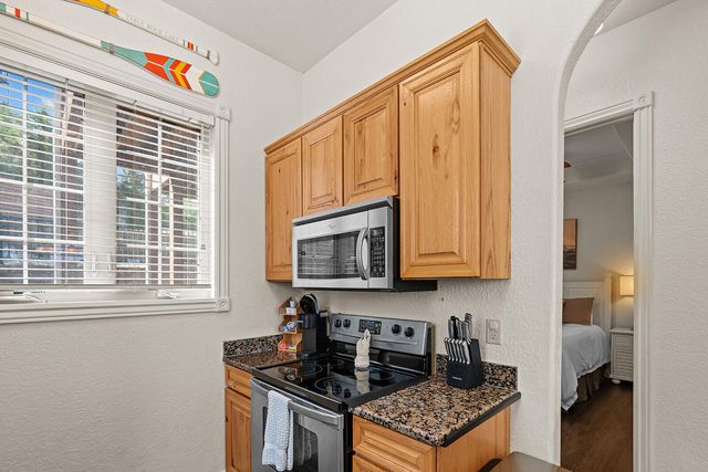 47 Stone Cliff Circle 2, Branson, MO 65616