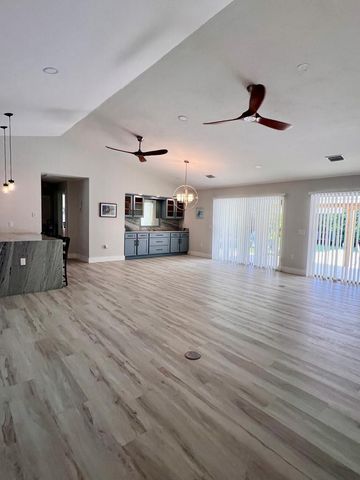 641 12Th Street, Key Colony, FL 33051