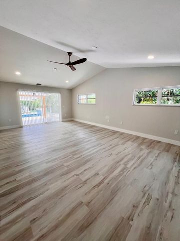 641 12Th Street, Key Colony, FL 33051