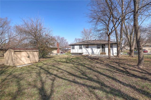 16506 GREENWALD Court, Belton, MO 64012