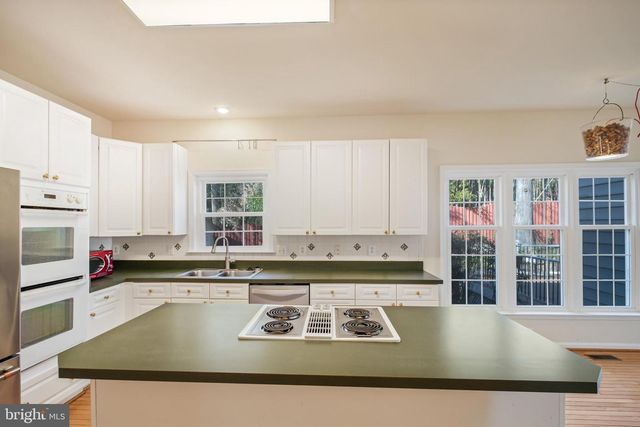 655 LANCASTER ST, Fredericksburg, VA 22405