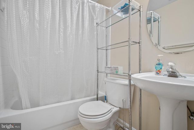 655 LANCASTER ST, Fredericksburg, VA 22405