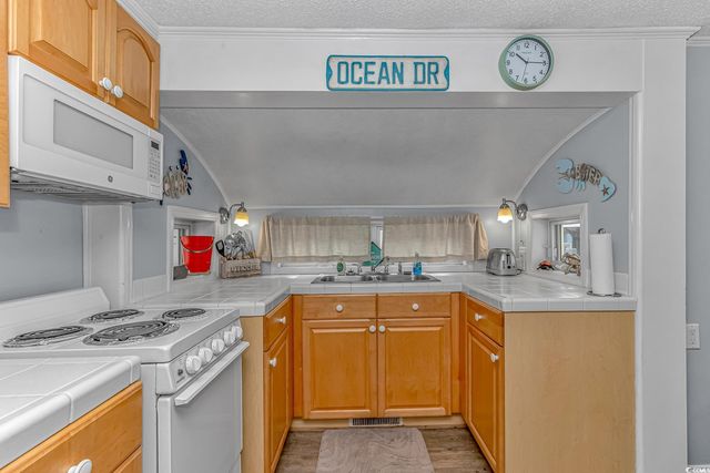 6001-1672 S Kings Hwy., Myrtle Beach, SC 29575