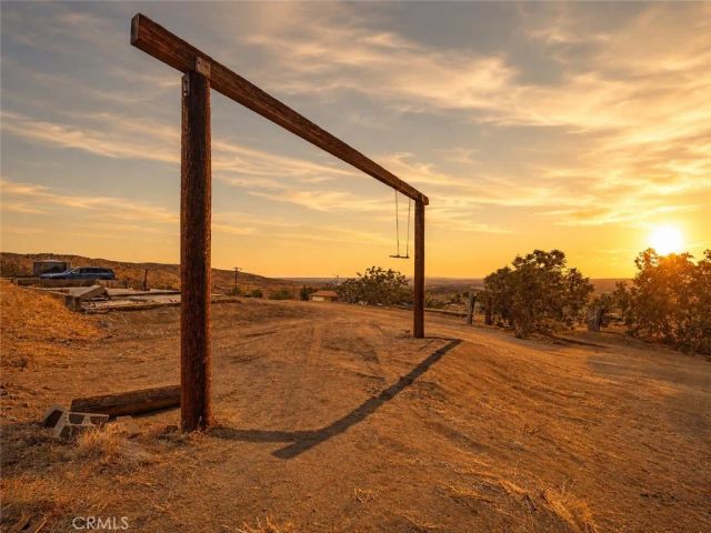 29935 Maypath Road, Juniper Hills, CA 93543