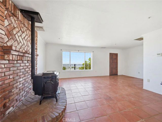 29935 Maypath Road, Juniper Hills, CA 93543