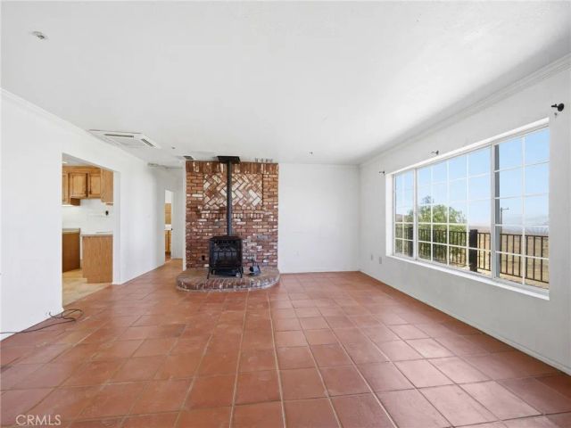 29935 Maypath Road, Juniper Hills, CA 93543