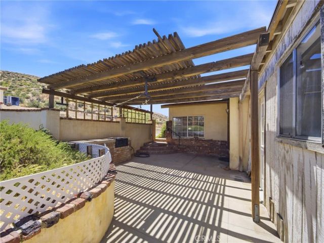 29935 Maypath Road, Juniper Hills, CA 93543