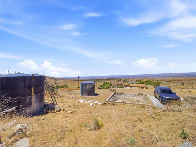 29935 Maypath Road, Juniper Hills, CA 93543