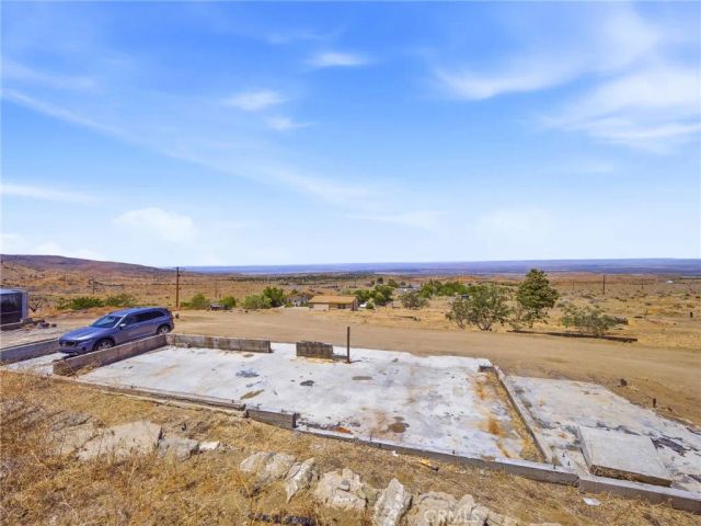29935 Maypath Road, Juniper Hills, CA 93543
