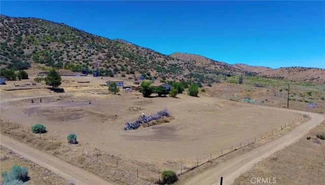 29935 Maypath Road, Juniper Hills, CA 93543