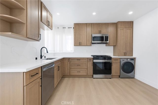 6300 Orange Street 4, Los Angeles, CA 90048