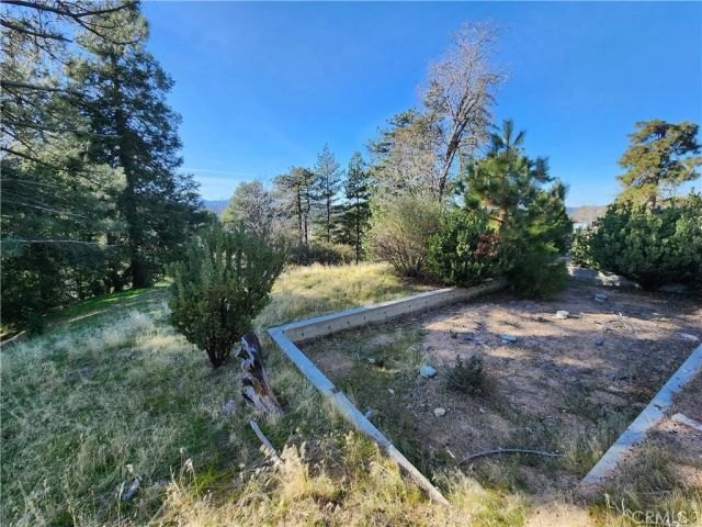 839 Arbula, Crestline, CA 92325
