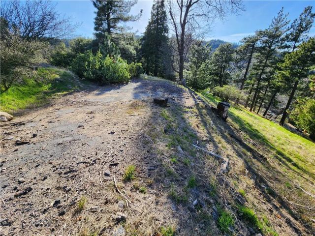 839 Arbula, Crestline, CA 92325