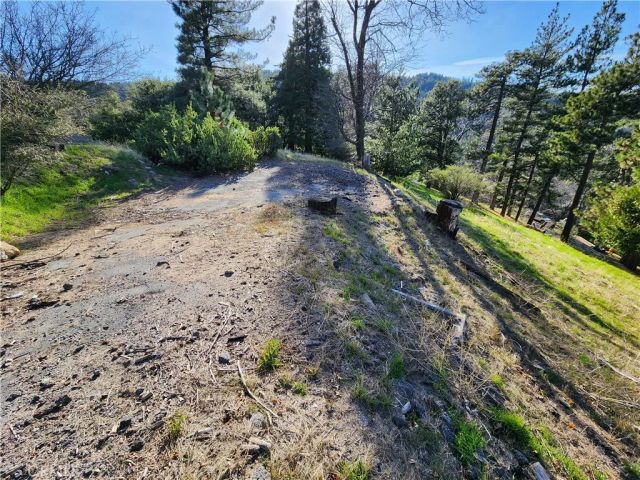 839 Arbula, Crestline, CA 92325