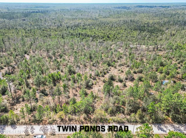 4303 NW Twin Ponds Road, Altha, FL 32421