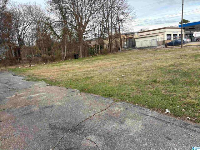 111 OPORTO MADRID BOULEVARD, Birmingham, AL 35206