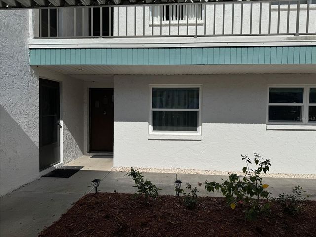 7580 92ND STREET 102D, Seminole, FL 33777