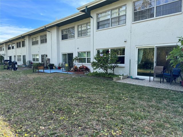 7580 92ND STREET 102D, Seminole, FL 33777