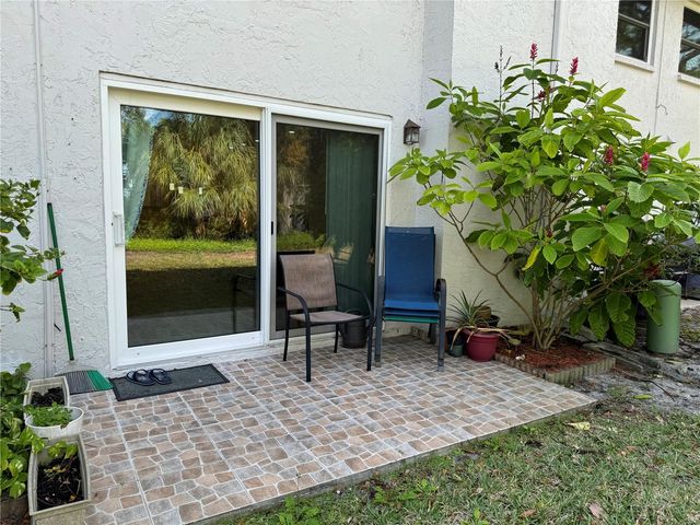 7580 92ND STREET 102D, Seminole, FL 33777