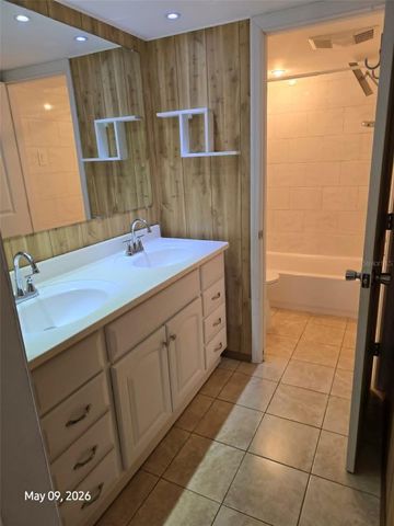7580 92ND STREET 102D, Seminole, FL 33777