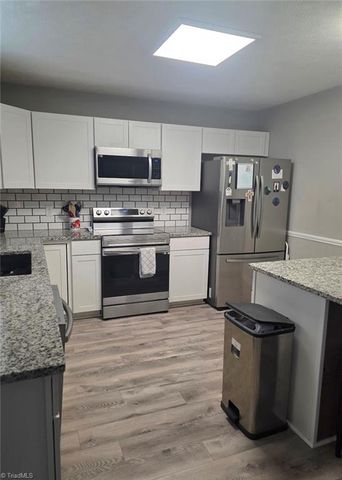 7625 Stonewell Lane, Tobaccoville, NC 27050