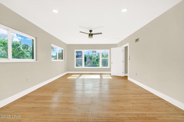 1215 W 11th Street, Panama City, FL 32401