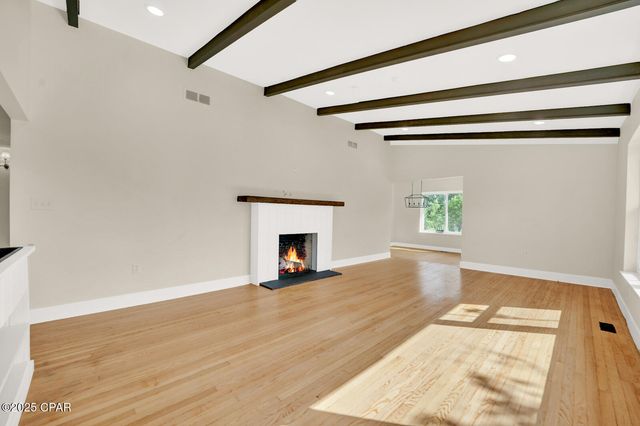 1215 W 11th Street, Panama City, FL 32401