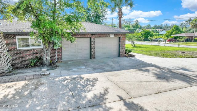 1215 W 11th Street, Panama City, FL 32401