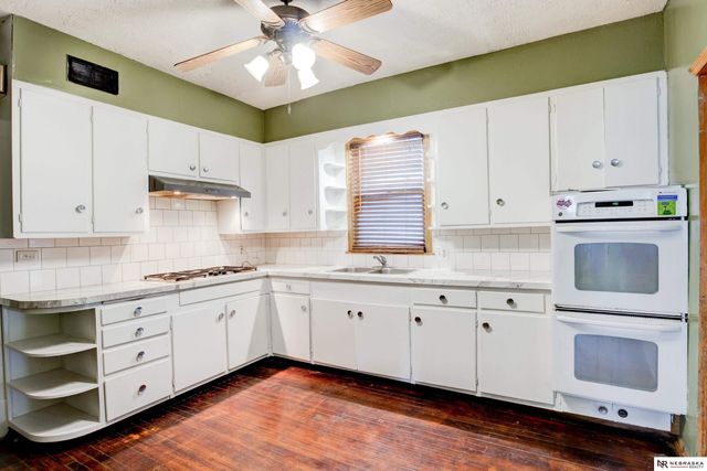 3322 Larimore Avenue, Omaha, NE 68111