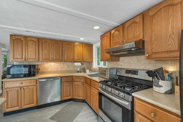 48 Paradise Drive, Moultonborough, NH 03254
