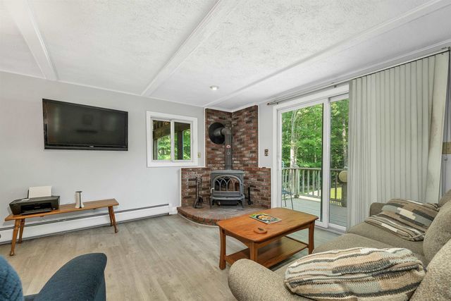 48 Paradise Drive, Moultonborough, NH 03254