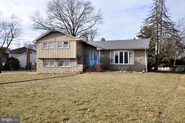 210 PHILELLENA RD, Cherry Hill, NJ 08034