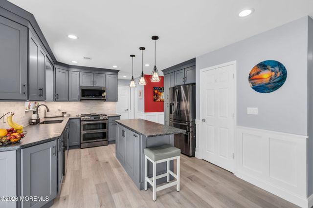 2 Tom Gray Court, Forked River, NJ 08731