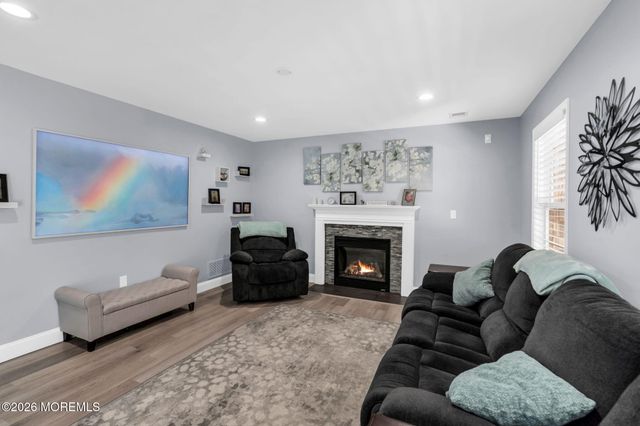 2 Tom Gray Court, Forked River, NJ 08731