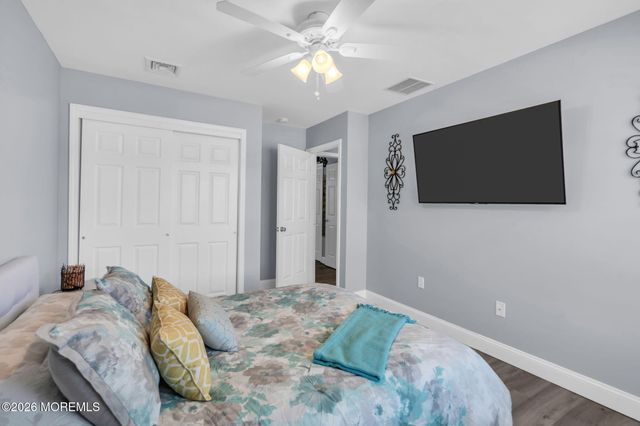 2 Tom Gray Court, Forked River, NJ 08731