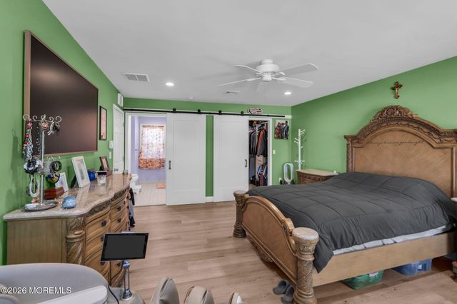 2 Tom Gray Court, Forked River, NJ 08731