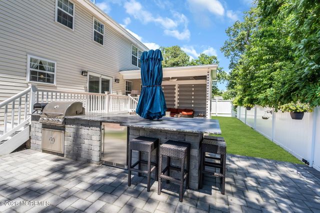 2 Tom Gray Court, Forked River, NJ 08731