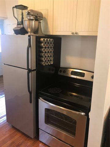 46 Lee Avenue 1, Newport, RI 02840