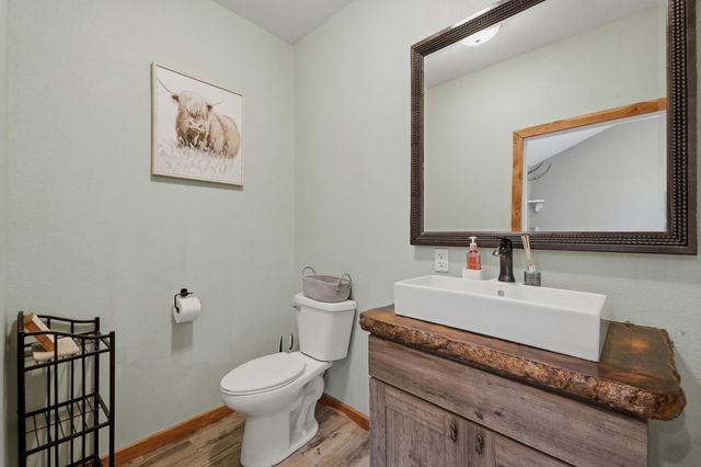 28559 Farm Road 1190, Eagle Rock, MO 65641
