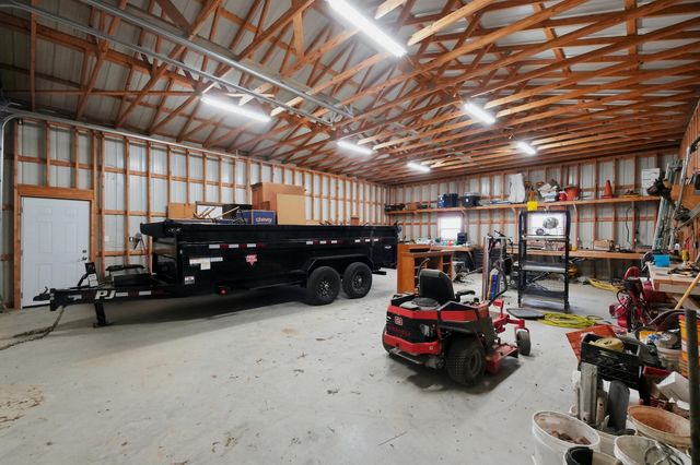 28559 Farm Road 1190, Eagle Rock, MO 65641