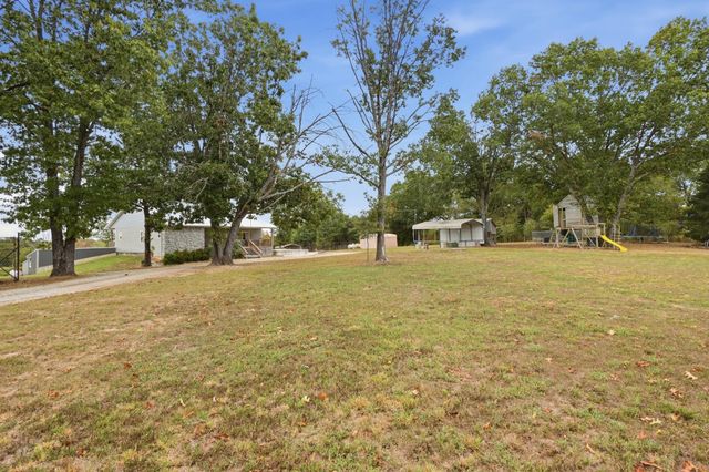 28559 Farm Road 1190, Eagle Rock, MO 65641