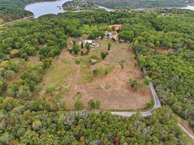 28559 Farm Road 1190, Eagle Rock, MO 65641