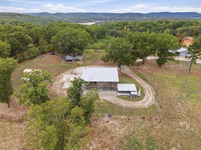 28559 Farm Road 1190, Eagle Rock, MO 65641