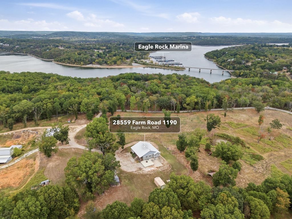 28559 Farm Road 1190, Eagle Rock, MO 65641