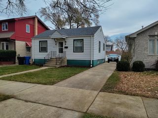 10455 S Spaulding Avenue, Chicago, IL 60655