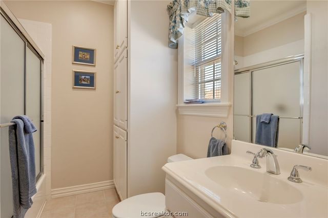 4754 Stonebriar Circle, College Station, TX 77845