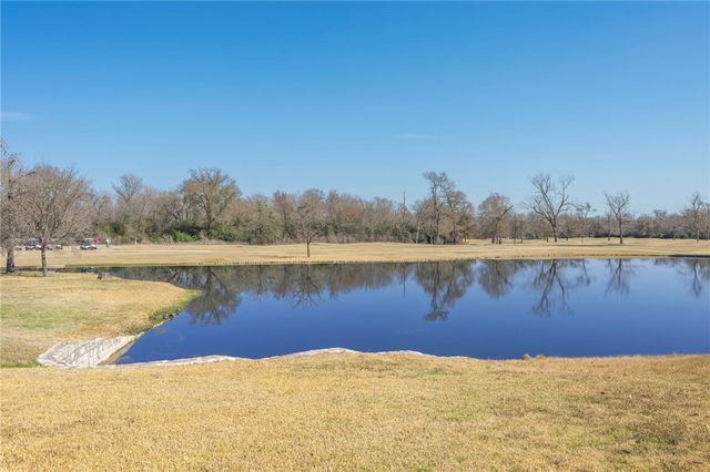 4754 Stonebriar Circle, College Station, TX 77845