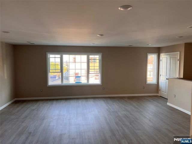 63 5th Street, Paterson, NJ 07522