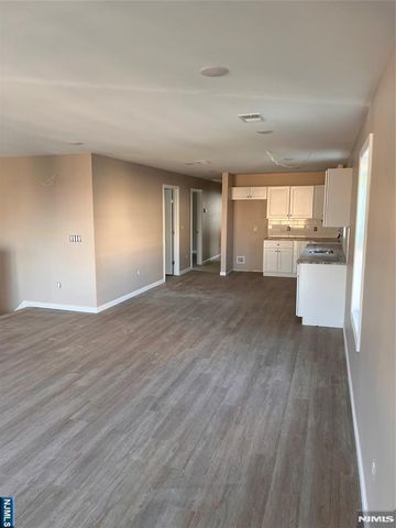 63 5th Street, Paterson, NJ 07522