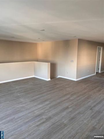 63 5th Street, Paterson, NJ 07522